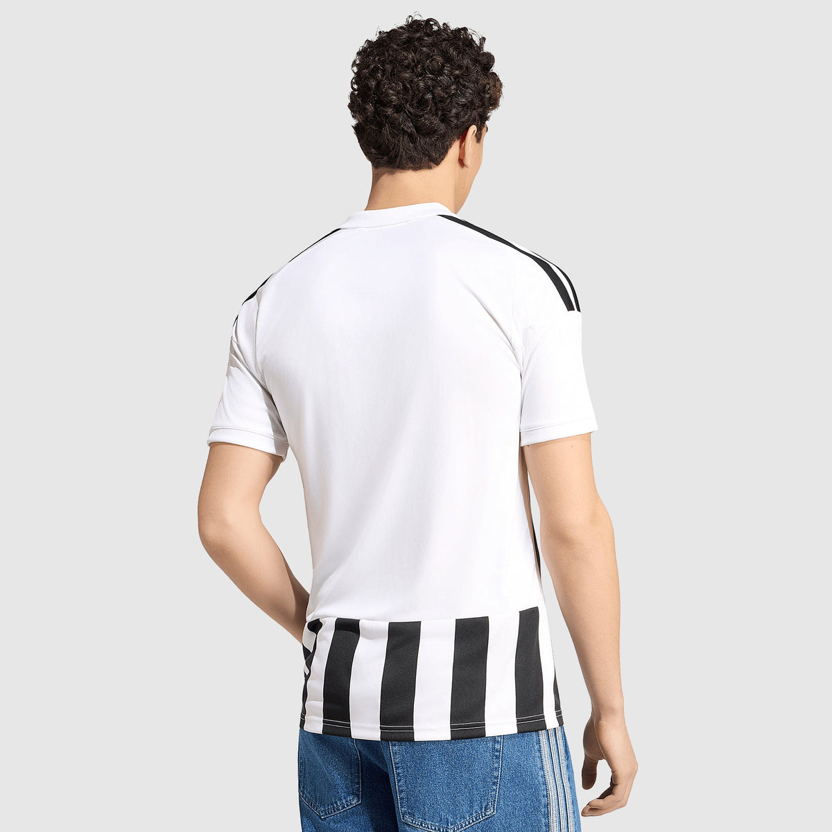 Juventus 26/27 Home Jersey